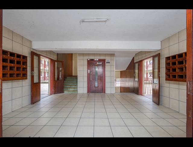 2 BEDROOM APARTMENT FOR SALE IN KENSINGTON B
